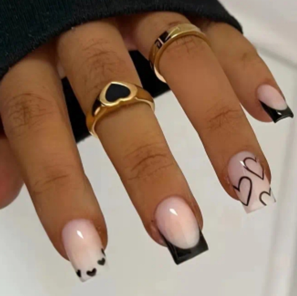 🔥3/$21 Black French tips and Hearts design Press on False nails
